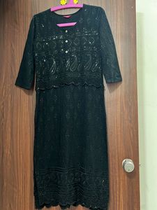 Elegant Black Embroidered Kurta