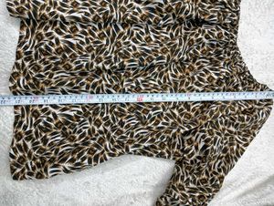 Free Size🈸 Animal Print Top
