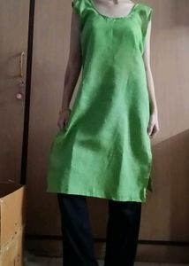 Green Sleeveless Inner For Kurti🍏