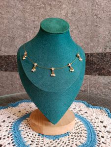 Victorian Ad Stone Invisible Chain Collection