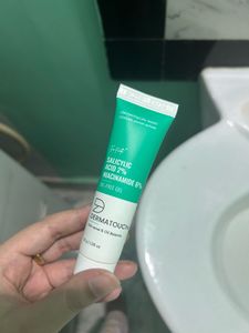 DermaTouch Salicylic Acid + Niacinamide Gel