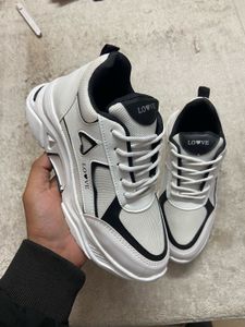 Girls Stylish Sneaker Shoes