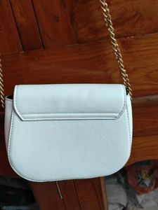 Branded Chic White Crossbody Bag