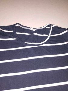 Women Top.