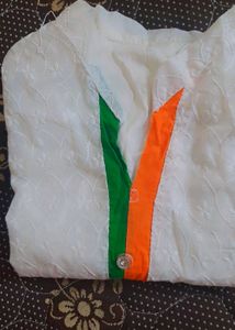 White chikankari kurta +spe gift, 🎁