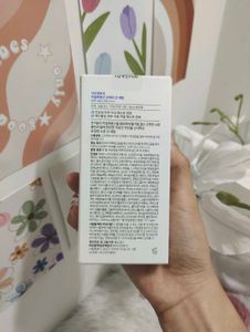 KOREAN Isntree Hyaluronic Acid Fresh Sun Serum 🌞