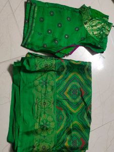 Saree With Blouse