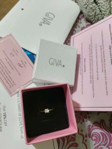 Giva Silver 925 Golden Cubic Beauty Ring