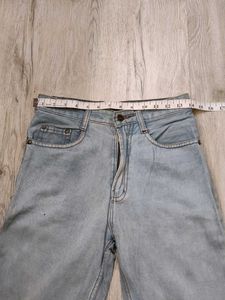 Ma2060 Aar-Ef bootcut jeans waist 28 inches