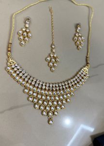 Gold Kundan Jewelry Set✨