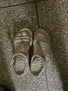 Zudio Rubber Sandals