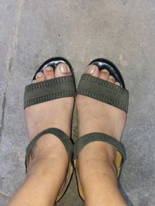 Sandle