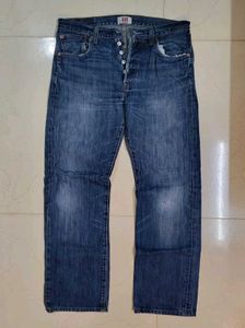 Levis Straight Leg Denim Jeans
