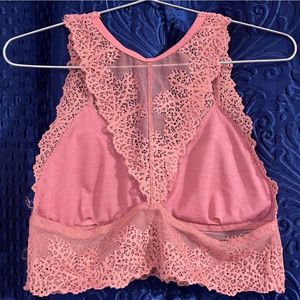 Delicate Mauve Color Bralette With Lace Details