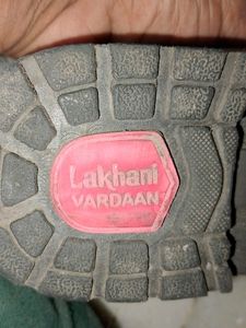 Lakhani School Shoes 👟 For Boys, Size 5 No.