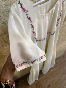Casual embroidered kurta