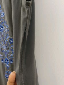 Cutsleeves Embroidered Kurta