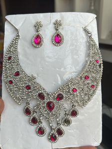 Womens Heavy Neckalce