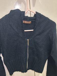 Woolen Crop Sweater