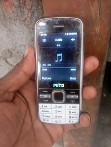Mito keypad Phone