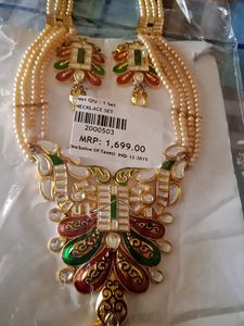 PARTY WEAR Pearl Set With Earrings