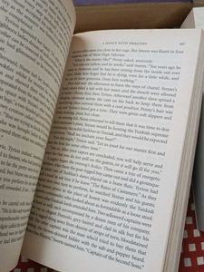 🏰🐲👑 Game of Thrones Book Set