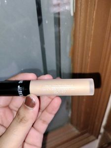 Swiss Beauty Liquid Concealer Shade 03 Light Moyen