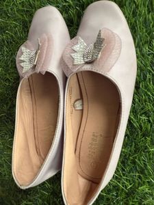 ✨ Preloved Kids’ Shoes for Sale