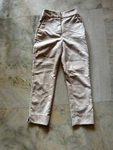 H&amp;M Elegant Beige Trousers