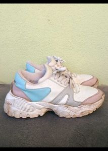 Sports Shoes For Women