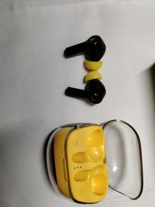 One Plus Yellow Black Earpods