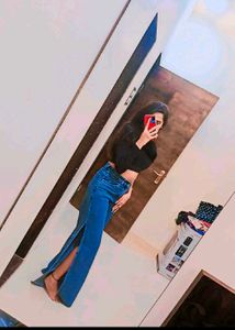 Stylish Denim Jeans with Slit