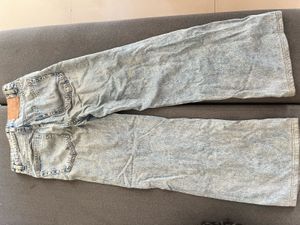H&amp;M light blue distressed jeans
