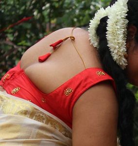 Red &amp; Gold Embellished Saree Blouse