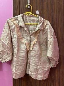 Vintage Style Top with Lace
