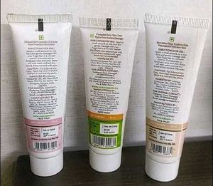 Mamaearth Vitamin C Rice &amp; Multani Mitti Face Wash