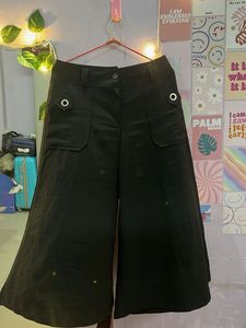 Black Culottes