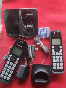 PANASONIC KX-TGD512B 2-Handset, Cordless Phone -