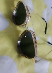 Gold Aviator Sunglasses