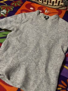 Grey Colour Wollen Sweater