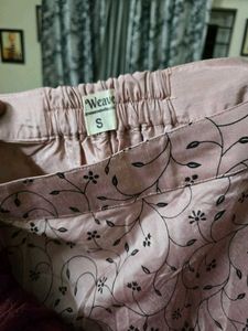 New With Tag -InWeave Women Black printed Skirt