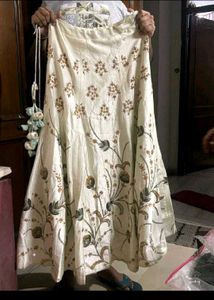 Elegant Embroidered lengha