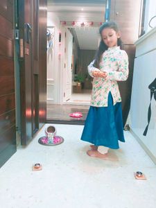 Girls&#39; Ethnic Set