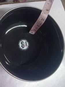 Heavy Non Stick Souce Pan .