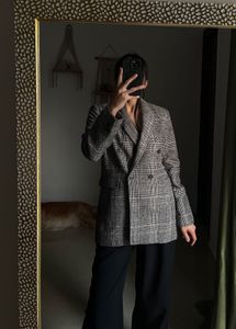 ROEM CHECKERED DOUBLE-BREASTED BLAZER