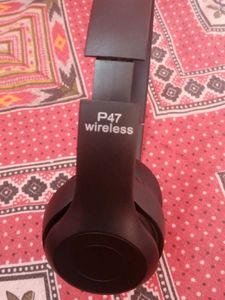 It&#39;s a P47 Wireless Headphones 🎧. You Can Adjust The Headphones According To Your Size.Charging Cable is Not Included In The Box.