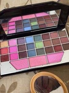 Combo of Hair Curlers, Eye Shadow pallet, Liquid L