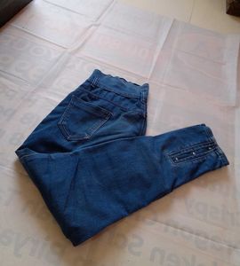 Women&#39;s Denim Jeans