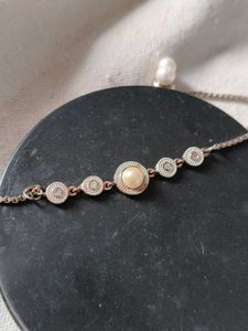 Vintage Style Pearl Bracelet