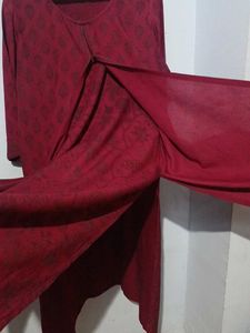 Maroon Floral Print Front Slit Kurta